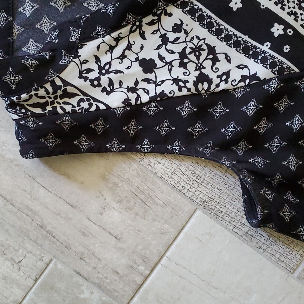 Xhilaration Small Black White Sleeveless Shift Dress Bandana Patchwork Print - Picture 4 of 9